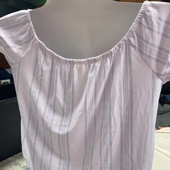 No comment Peasant Top. Elastic Neck & Sleeves EUC - Picture 4 of 7